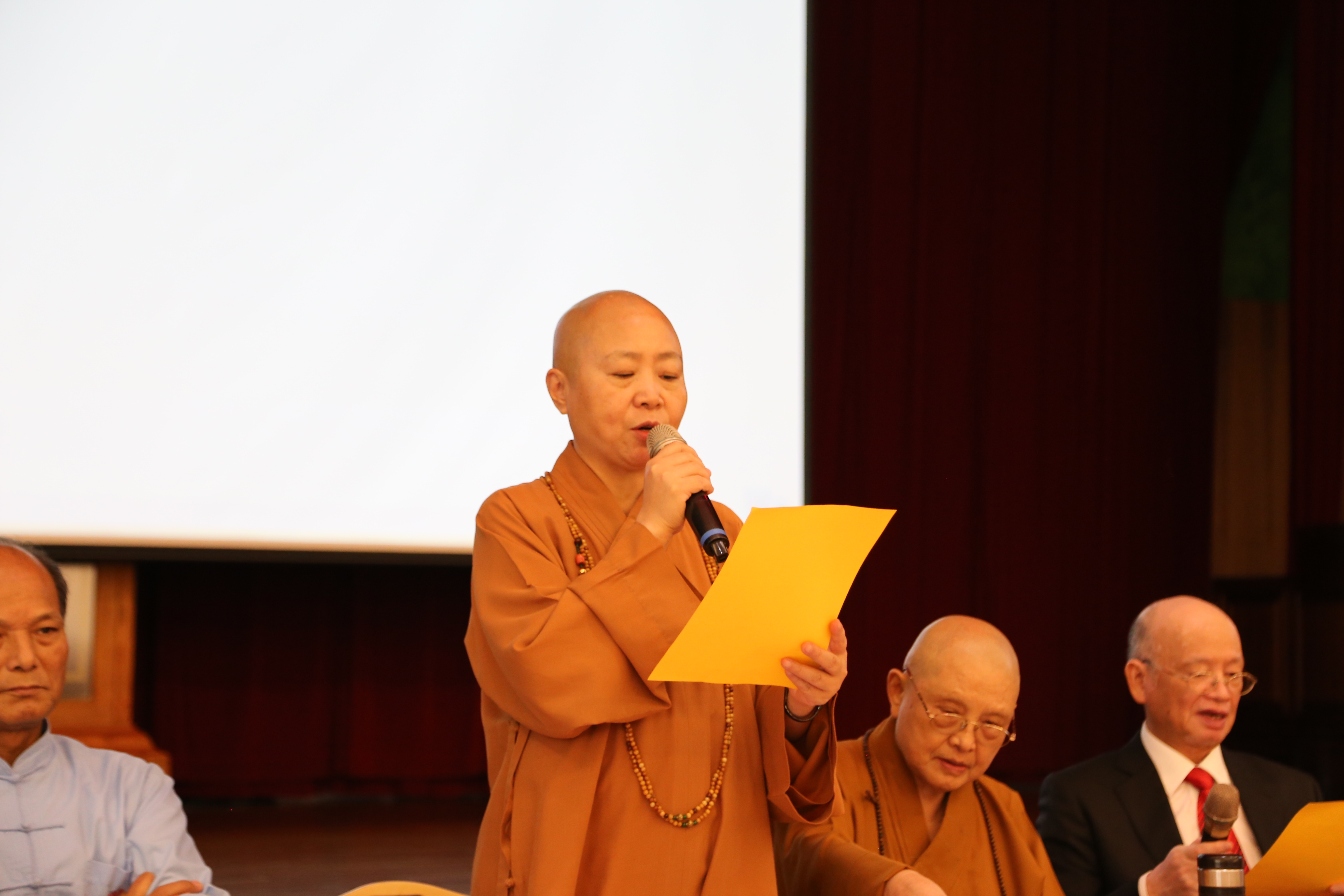 見引秘書長代表本會發表滅香政策聲明